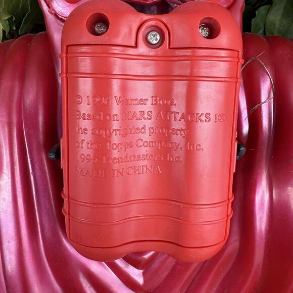 Mars Attacks! Supreme Martian Ambassador 12" Figure 1996 With Open Box - Picture 3 of 7